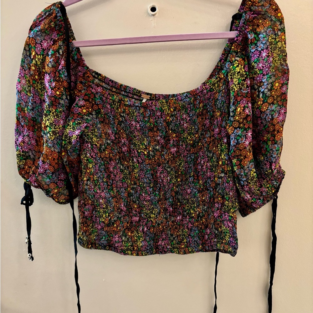 Free People Black Floral Puff Sleeve Crop Blouse